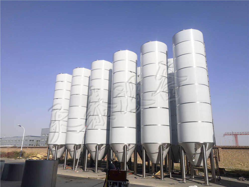 年產(chǎn)1萬(wàn)-2萬(wàn)噸啤酒廠生產(chǎn)線